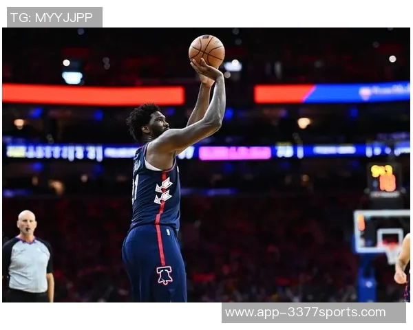 恩比德表现稳健18投9中贡献22分4篮板6助攻1盖帽助球队取得胜利