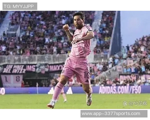 伊布调侃梅西小儿子西罗称其为迷你版梅西引发热议